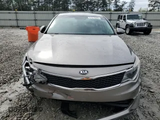 2018 Kia Optima S z VIN 5XXGT4L32JG208593, wystawiony jako Copart lot #51272265 z przebiegiem 239 395 mil mil oraz Szkoda całkowita • Salvage title. Historia ofert i sprzedaży dostępna na DreamBid. Obrazek 5.
