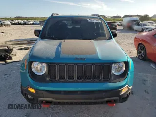 2022 Jeep Renegade Trailhawk with VIN ZACNJDC11NPN50059, listed as a Copart auction lot 43249915 with 32,494 mi miles and Salvage Title. Bid and sale history available at DreamBid. Image 5.