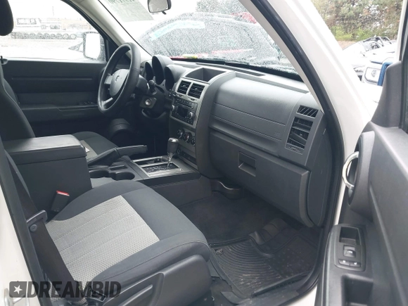 2010 Dodge Nitro SE with VIN 1D4PU2GK9AW147313, listed as a IAAI auction lot 41971790 with 153,132 mi miles and . Bid and sale history available at DreamBid. Image 5.