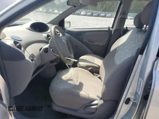 2002 Toyota ECHO z VIN JTDBT123920220799, wystawiony jako Copart lot #69508594 z przebiegiem 222 901 mil mil oraz Szkoda całkowita • Salvage title. Historia ofert i sprzedaży dostępna na DreamBid. Obrazek 7.