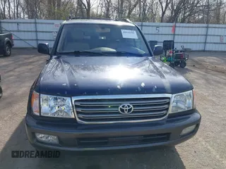 2004 Toyota Land Cruiser with VIN JTEHT05J942054673, listed as a IAAI auction lot 42112791 with 206,784 mi miles. Bid and sale history available at carsss.com. Image 12.