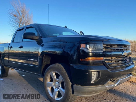 2017 Chevrolet Silverado 1500 LT with VIN 1GCVKREC9HZ106560, listed as a Copart auction lot 42453835 with 145,763 mi miles and Clean Title. Bid and sale history available at carsss.com. Image 1.