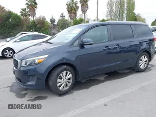 2017 Kia Sedona LX with VIN KNDMB5C14H6250704, listed as a IAAI auction lot 42074227 with 229,369 mi miles. Bid and sale history available at carsss.com. Image 17.