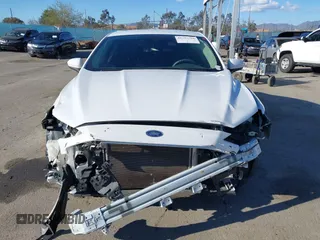2020 Ford Fusion SE with VIN 3FA6P0H70LR155746, listed as a IAAI auction lot 41755768 with 74,220 mi miles. Bid and sale history available at carsss.com. Image 13.