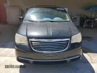 2014 Chrysler Town & Country Touring z VIN 2C4RC1BGXER144103, wystawiony jako Copart lot #54843175 z przebiegiem 113 166 mil mil oraz Szkoda całkowita • Salvage title. Historia ofert i sprzedaży dostępna na DreamBid. Obrazek 5.