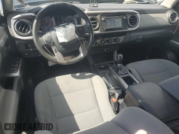 2019 Toyota Tacoma SR z VIN 3TMCZ5AN9KM283203, wystawiony jako Copart lot #55325915 z przebiegiem 116 318 mil mil oraz Szkoda całkowita • Salvage title. Historia ofert i sprzedaży dostępna na DreamBid. Obrazek 8.