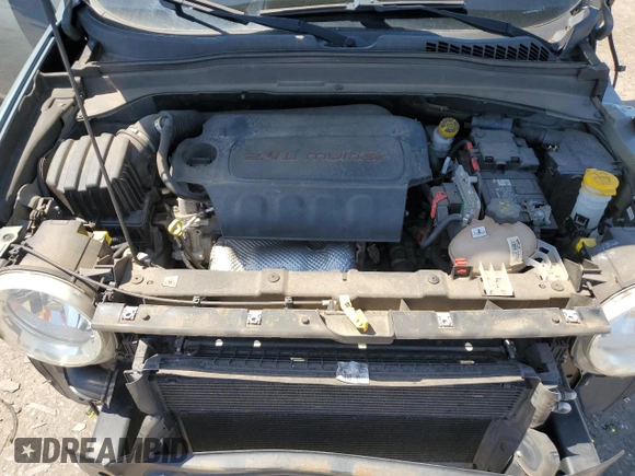 2015 Jeep Renegade Trailhawk с VIN ZACCJBCT0FPB56914, выставлен на аукционе Copart как лот 61804115 с пробегом 66 974 миль миль и Списание • Salvage title. История ставок и продаж доступна на DreamBid. Изображение 12.