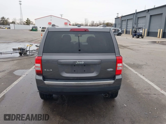 2017 Jeep Patriot High Altitude with VIN 1C4NJRFB8HD206087, listed as a IAAI auction lot 41464234 with 96,345 mi miles. Bid and sale history available at carsss.com. Image 16.
