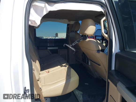 2019 Ford F-250 XL z VIN 1FT7W2B67KEE21553, wystawiony jako IAAI lot #41850136 z przebiegiem 157 012 mil mil oraz . Historia ofert i sprzedaży dostępna na DreamBid. Obrazek 8.