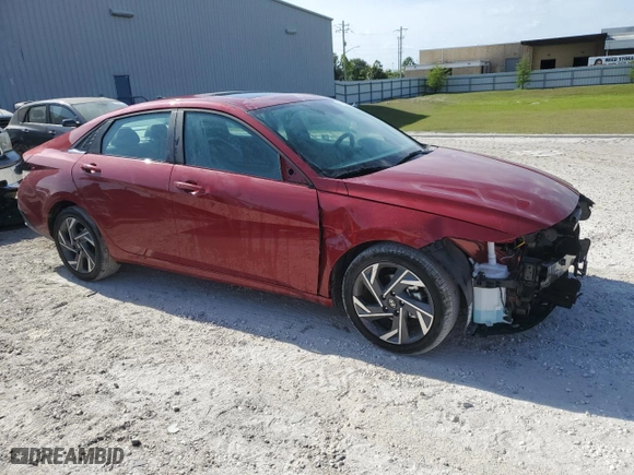 2025 Hyundai Elantra SEL Convenience with VIN KMHLS4DG9SU905298, listed as a Copart auction lot 53557615 with 8,565 mi miles and Clean Title. Bid and sale history available at carsss.com. Image 4.
