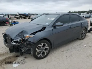 2020 Kia Forte LXS with VIN 3KPF24AD0LE239279, listed as a Copart auction lot 45991895 with 68,296 mi miles and Salvage Title. Bid and sale history available at carsss.com. Image 1.