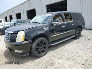 2008 Cadillac Escalade ESV z VIN 1GYFK66888R172346, wystawiony jako Copart lot #61013275 z przebiegiem 200 453 mil mil oraz Czysty tytuł • Clean title. Historia ofert i sprzedaży dostępna na DreamBid. Obrazek 1.