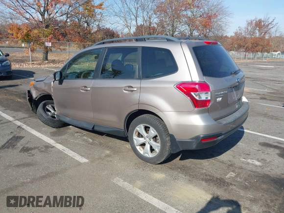 2015 Subaru Forester 2.5i Premium with VIN JF2SJADC4FH409078, listed as a IAAI auction lot 40731696 with 171,874 mi miles. Bid and sale history available at carsss.com. Image 3.