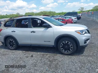2020 Nissan Pathfinder SV с VIN 5N1DR2BM7LC638599, выставлен на аукционе IAAI как лот 42225304 с пробегом 8 миль миль и . История ставок и продаж доступна на DreamBid. Изображение 12.