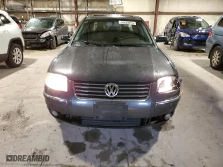 2003 Volkswagen Passat GLX with VIN WVWRH63B93P439225, listed as a Copart auction lot 47828655 with 149,263 mi miles and Salvage Title. Bid and sale history available at carsss.com. Image 5.