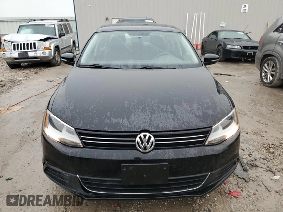 2013 Volkswagen Jetta SE with VIN 3VWDX7AJ4DM360255, listed as a Copart auction lot 58498955 with 160,346 mi miles and Non repairable. Bid and sale history available at DreamBid. Image 5.
