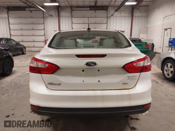 2012 Ford Focus SEL with VIN 1FAHP3H22CL178118, listed as a IAAI auction lot 42013759 with 183,481 mi miles and . Bid and sale history available at carsss.com. Image 17.