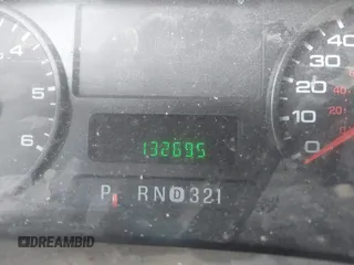 2006 Ford F-250 XL с VIN 1FTSW215X6EC63928, выставлен на аукционе IAAI как лот 42803721 с пробегом 132 695 миль миль и . История ставок и продаж доступна на DreamBid. Изображение 15.