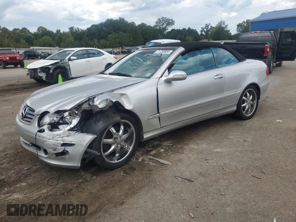 2004 Mercedes-Benz CLK 320 with VIN WDBTK65GX4T017827, listed as a Copart auction lot 71733924 with 139,585 mi miles and Salvage Title. Bid and sale history available at DreamBid. Image 1.