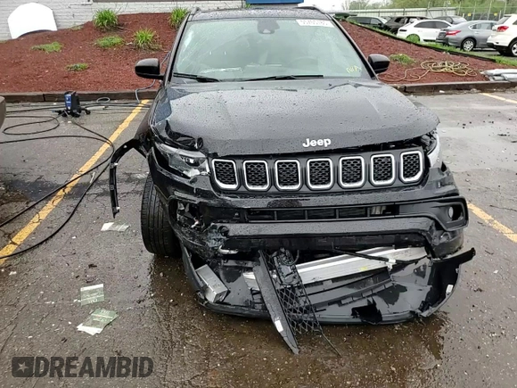 2023 Jeep Compass Latitude z VIN 3C4NJDBN4PT548048, wystawiony jako Copart lot #55705185 z przebiegiem 60 346 mil mil oraz Nie do naprawy • Non repairable. Historia ofert i sprzedaży dostępna na DreamBid. Obrazek 15.