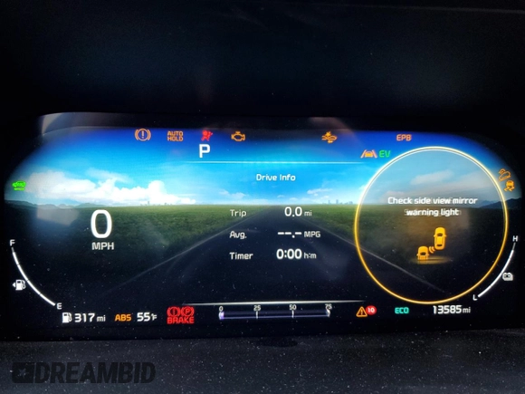 2023 Kia Sorento SX Prestige with VIN KNDRMDLHXP5213992, listed as a Copart auction lot 56145885 with 13,585 mi miles and Salvage title. Bid and sale history available at DreamBid. Image 9.