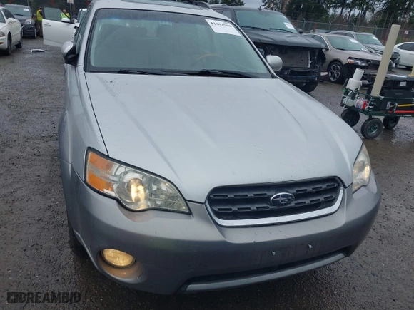 2006 Subaru Legacy Wagon Outback 3.0 R L.L. Bean with VIN 4S4BP86C764317615, listed as a IAAI auction lot 41862590 with 142,068 mi miles. Bid and sale history available at carsss.com. Image 6.
