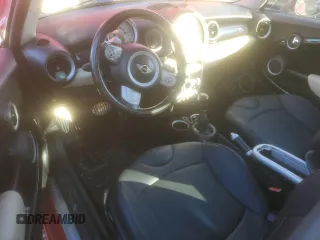 2007 MINI Hardtop S with VIN WMWMF73507TL92600, listed as a Copart auction lot 49324375 with 131,178 mi miles and Clean Title. Bid and sale history available at DreamBid. Image 8.