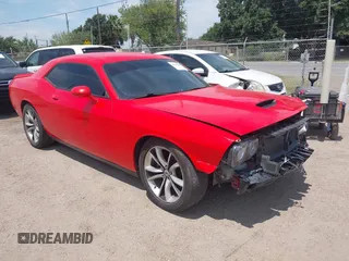 2020 Dodge Challenger R/T z VIN 2C3CDZBT1LH125347, wystawiony jako IAAI lot #42476586 z przebiegiem 110 083 mil mil oraz . Historia ofert i sprzedaży dostępna na DreamBid. Obrazek 1.