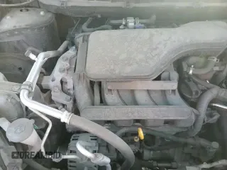 2019 Nissan Rogue S z VIN JN1BJ1CR7KW620384, wystawiony jako Copart lot #66344225 z przebiegiem 77 823 mil mil oraz Szkoda całkowita • Salvage title. Historia ofert i sprzedaży dostępna na DreamBid. Obrazek 14.