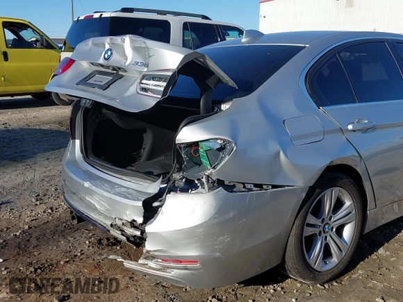 2018 BMW 3 Series 330i with VIN WBA8B9G58JNU97318, listed as a IAAI auction lot 41205434 with 62,582 mi miles and . Bid and sale history available at DreamBid. Image 18.
