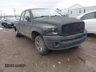 2006 Dodge 1500 SLT with VIN 1D7HU18256J112630, listed as a IAAI auction lot 41848674 with 194,871 mi miles. Bid and sale history available at carsss.com. Image 1.