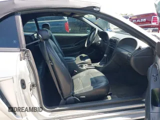 2001 Ford Mustang Deluxe с VIN 1FAFP44451F208230, выставлен на аукционе IAAI как лот 42191956 с пробегом 118 287 миль миль и . История ставок и продаж доступна на DreamBid. Изображение 5.