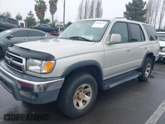 1999 Toyota 4Runner SR5 with VIN JT3GN86R2X0103701, listed as a IAAI auction lot 41499137 with 302,834 mi miles. Bid and sale history available at carsss.com. Image 2.