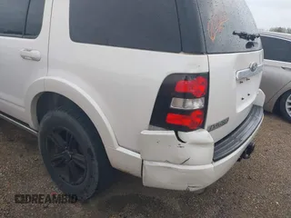 2010 Ford Explorer Limited with VIN 1FMEU7F89AUA75768, listed as a IAAI auction lot 41799783 with 224,293 mi miles. Bid and sale history available at carsss.com. Image 6.
