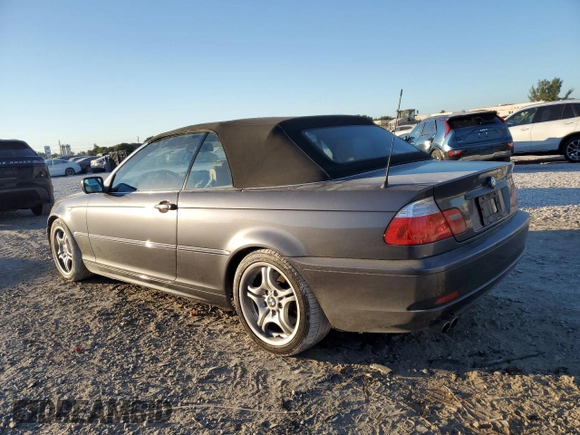 2005 BMW 3 Series 330Ci with VIN WBABW53485PL53102, listed as a Copart auction lot 84150234 with 70,344 mi miles and Salvage Title. Bid and sale history available at carsss.com. Image 2.