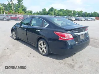 2013 Nissan Altima SV with VIN 1N4AL3AP4DN454422, listed as a IAAI auction lot 42530501 with 245,914 mi miles and . Bid and sale history available at DreamBid. Image 3.