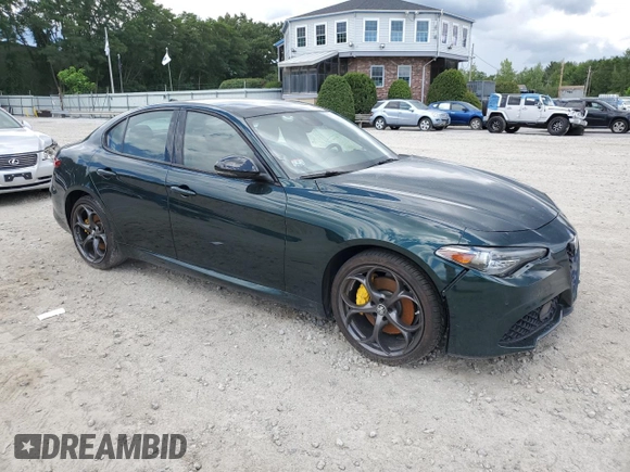 2020 Alfa Romeo Giulia Ti with VIN ZARFANBN5L7629963, listed as a Copart auction lot 60471274 with 35,827 mi miles and Salvage Title. Bid and sale history available at carsss.com. Image 4.