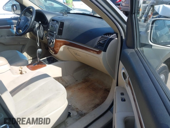 2009 Hyundai Santa Fe Limited with VIN 5NMSH13E79H313431, listed as a IAAI auction lot 42463227 with 153,784 mi miles and . Bid and sale history available at DreamBid. Image 5.