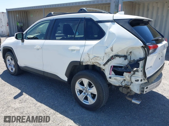 2019 Toyota RAV4 XLE with VIN JTMW1RFV9KD003246, listed as a IAAI auction lot 42115291 with 81,910 mi miles. Bid and sale history available at carsss.com. Image 3.