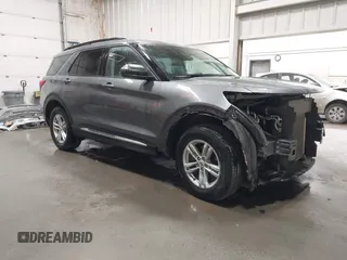 2023 Ford Explorer XLT with VIN 1FMSK8DH6PGB44473, listed as a IAAI auction lot 42217758 with 31,978 mi miles and . Bid and sale history available at carsss.com. Image 1.