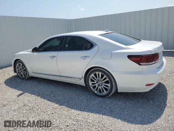 2015 Lexus LS 460 with VIN JTHBL5EF0F5135855, listed as a Copart auction lot 52209464 with 95,862 mi miles and Salvage title. Bid and sale history available at DreamBid. Image 2.