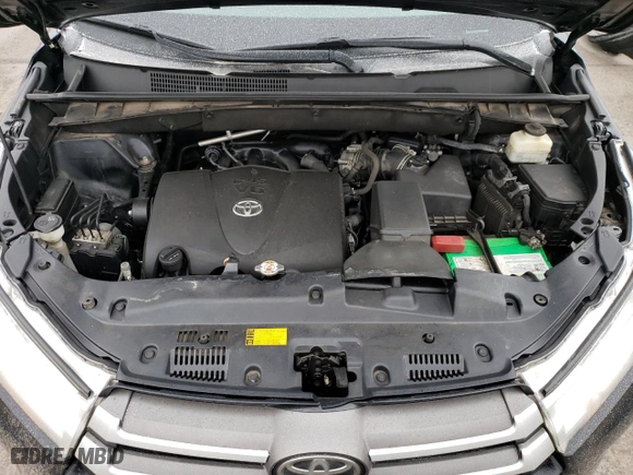 2018 Toyota Highlander SE with VIN 5TDJZRFHXJS552910, listed as a Copart auction lot 47579485 with 129,365 mi miles and Salvage Title. Bid and sale history available at carsss.com. Image 12.