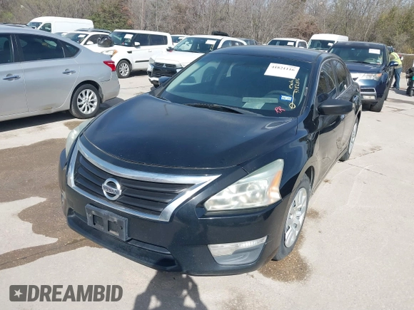2015 Nissan Altima 2.5 SV with VIN 1N4AL3AP4FC413903, listed as a IAAI auction lot 41821116 with 291,006 mi miles. Bid and sale history available at carsss.com. Image 6.