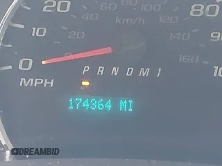 2014 Chevrolet Express Cargo with VIN 1GCWGFBA1E1210672, listed as a IAAI auction lot 42184397 with 174,364 mi miles and . Bid and sale history available at DreamBid. Image 15.