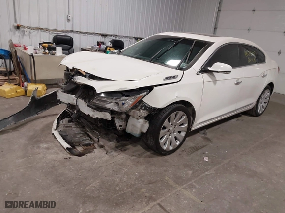 2014 Buick LaCrosse Premium I with VIN 1G4GE5G36EF269293, listed as a IAAI auction lot 41286915 with 152,604 mi miles. Bid and sale history available at carsss.com. Image 17.