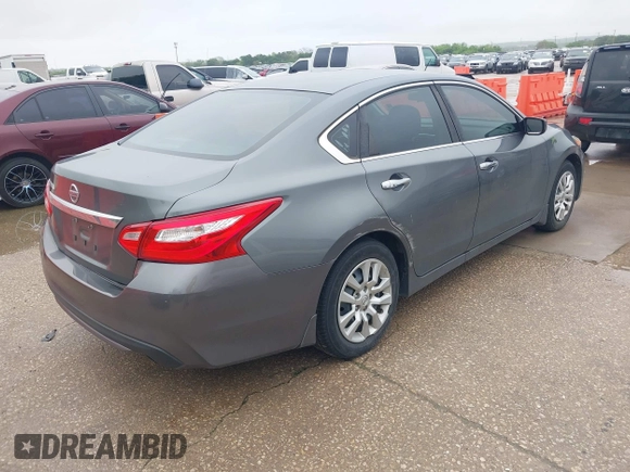 2016 Nissan Altima S with VIN 1N4AL3AP9GN332577, listed as a IAAI auction lot 41963356 with 118,979 mi miles and . Bid and sale history available at DreamBid. Image 4.