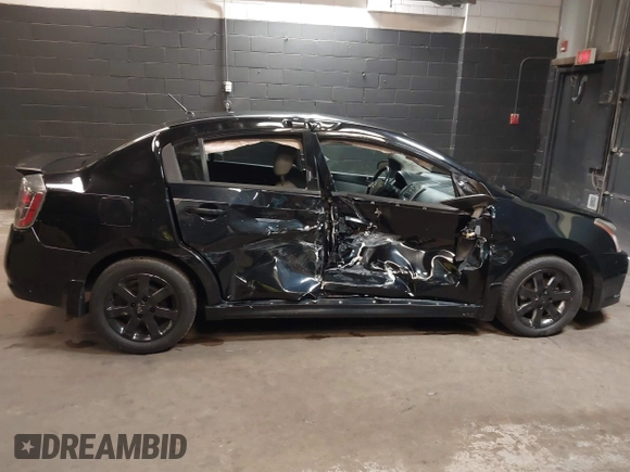 2011 Nissan Sentra SR with VIN 3N1AB6AP8BL647168, listed as a IAAI auction lot 40694237 with 135,622 mi miles and . Bid and sale history available at DreamBid. Image 13.