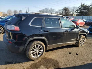 2019 Jeep Cherokee Latitude with VIN 1C4PJLCB5KD333235, listed as a Copart auction lot 44188645 with 115,166 mi miles and Salvage Title. Bid and sale history available at carsss.com. Image 3.