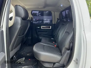 2012 Ram 2500 Laramie z VIN 3C6UD5FL6CG139061, wystawiony jako IAAI lot #42799042 z przebiegiem 257 757 mil mil oraz . Historia ofert i sprzedaży dostępna na DreamBid. Obrazek 7.