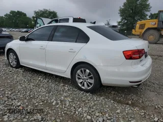 2015 Volkswagen Jetta SE с VIN 3VWD17AJ7FM283448, выставлен на аукционе Copart как лот 60910955 с пробегом 76 808 миль миль и Списание • Salvage title. История ставок и продаж доступна на DreamBid. Изображение 2.